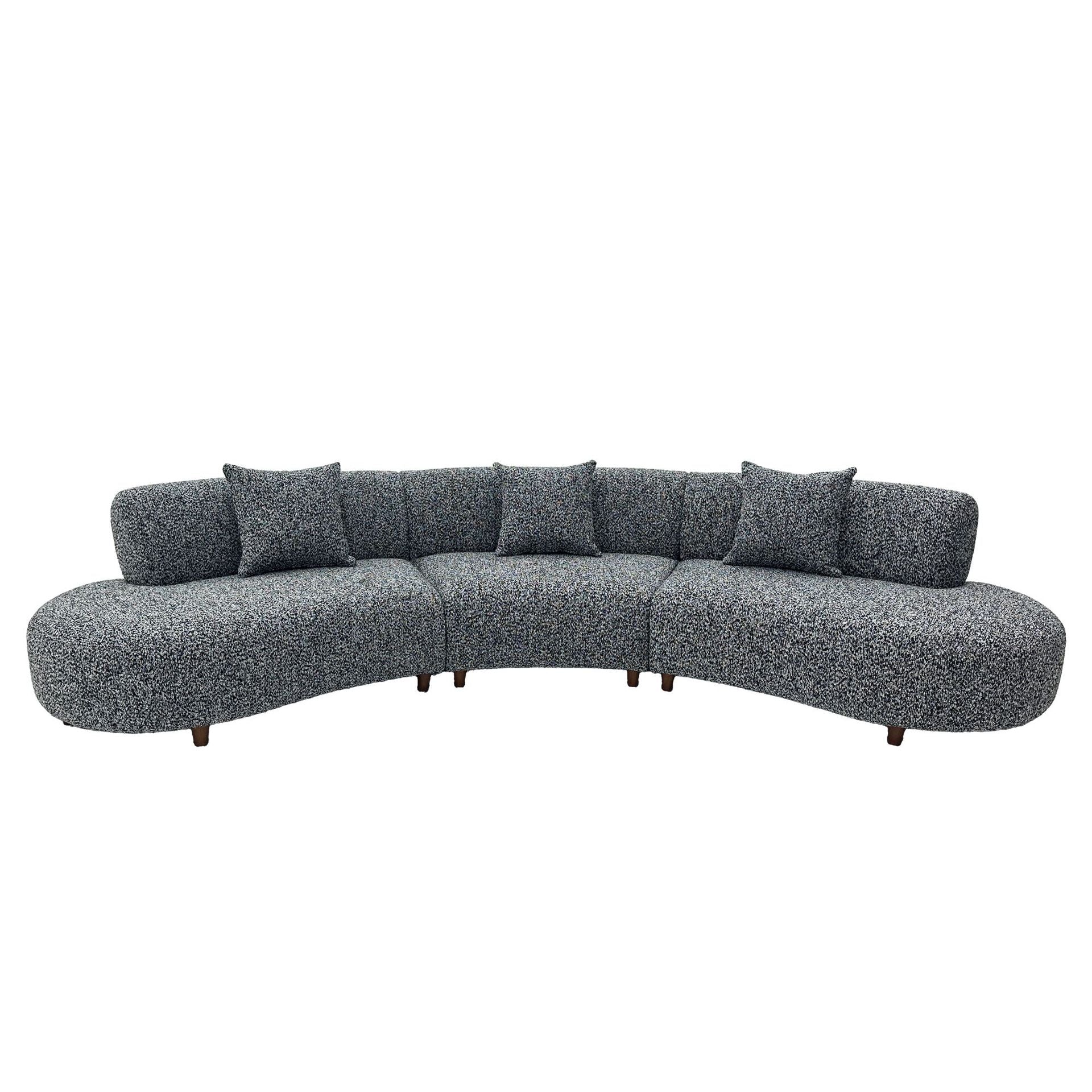 Stor iøjenfaldende sofa