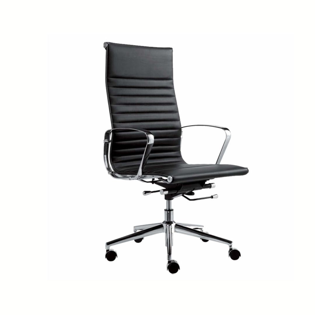 Ergonomisk kontorstol i sort ribbet læder med høj ryg – komfort og stil til kontoret.