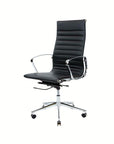 Office chair in black leather with a high back and polished aluminium base – ergonomic and elegant design